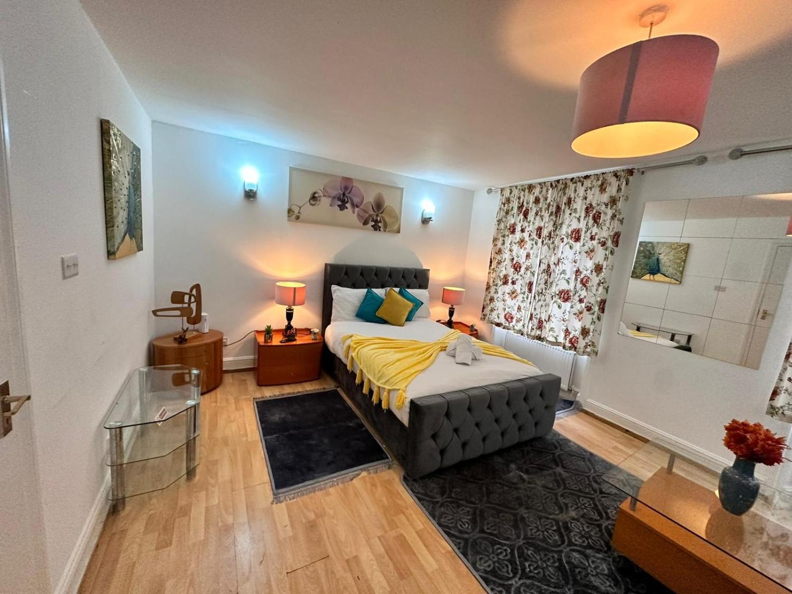 Bright Family Studio In Central Appartement *